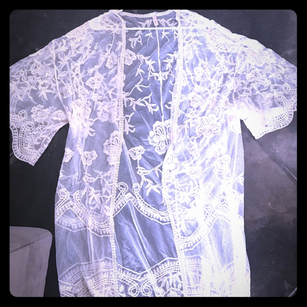 Cream Lace Duster Kamono